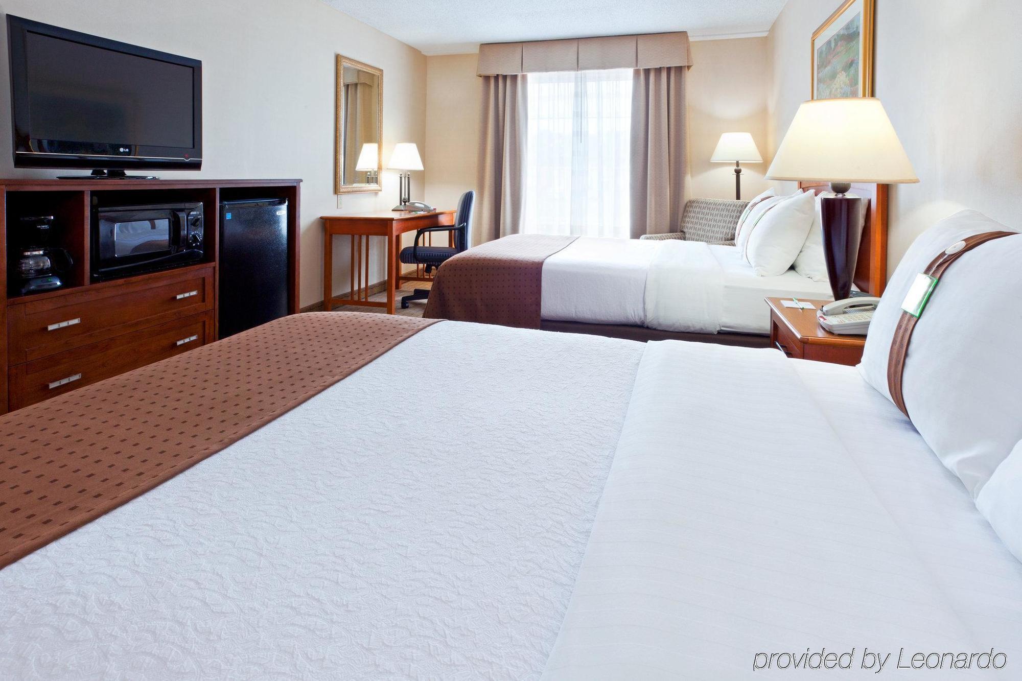 Holiday Inn Johnstown-Gloversville Habitación foto